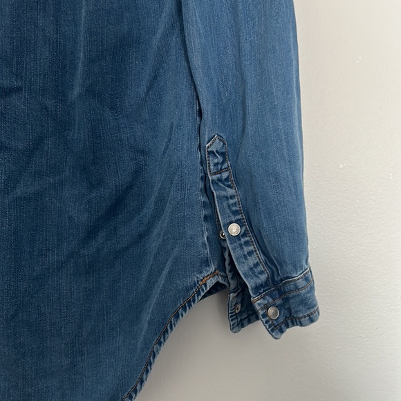 Pull & Bear oversized jean shirt! - Picture 5 of 5